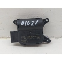 Моторчик заслонки печки Volkswagen Golf-6 2010 0132801392