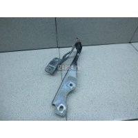 Петля капота правая Mazda Mazda 3 (BM/BN) (2013 - 2018) B45A52410A