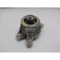 Опора двигателя левая Mercedes Benz W205 2014 2052400200
