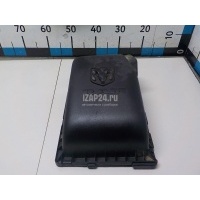 Корпус воздушного фильтра Chrysler Ram 2009 68232658AA