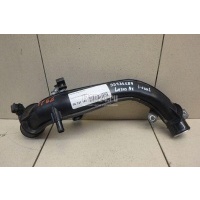 Патрубок интеркулера Toyota NX 200/300H 2014 1736136010