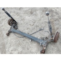 Балка подвески задняя барабан toyota yaris i с абс 1999 - 2006