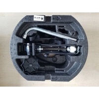 Skoda fabia комплект для обмен колёса narzedzia ключ домкрат лифт 5j0071108