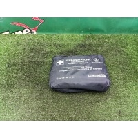 Аптечка Mercedes-Benz A W176 2013 A1698600150