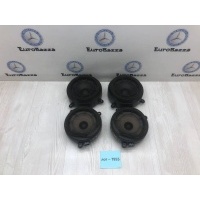 Динамики Mercedes W203 Mercedes W203 C 2000-2007 A2038201502
