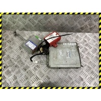 Блок управления двигателем Mitsubishi Space Star 1 2001 MR420808