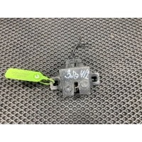 Замок капота Jaguar E-Pace 2019 LR173841,LR002794,LR024358,LR041431,LR054331,LR065340,LR123518,LR125366,LR137484,LR138826,YUE500090,YUE500150,T2H41158,5H2216700CC,T2H41589