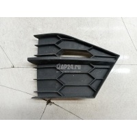 Решетка в бампер правая VAG Superb 2015 3V08536669B9