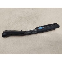 Уплотнитель двери Renault Kaptur 2016 808303561R