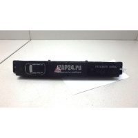 Блок кнопок Mitsubishi L200 (KK/KL) 2015 8002D084