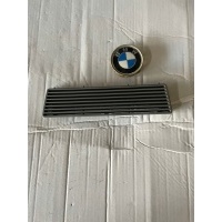 Bmw e93 e92 2007 год решётка крышка заглушка 7144576