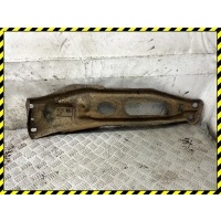 Балка под КПП Kia Clarus 1998