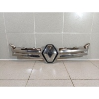 Накладка на решетку радиатора Renault Duster 623827948R