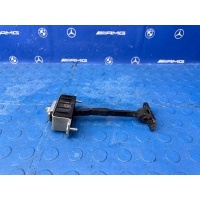 ограничитель двери Mercedes-benz cls 550 w219 2008 A2197200016