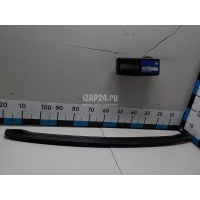 Накладка заднего бампера Land Rover Range Rover Velar 2017 LR093596