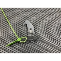 Крюк капота Jaguar XE X760 2016 T2H41039,DK6216B766AE