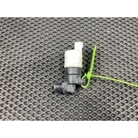 Насос (моторчик) омывателя стекла Land Rover Evoque 1 поколение 2013 BK2117K624BA,AV6117K624AA