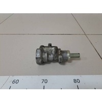 Цилиндр тормозной главный Ford Ford Focus 1 1998-2004 1064252