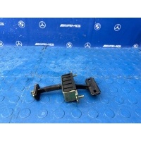 ограничитель двери Mercedes-benz cls 350 w219 2007 A2197300016
