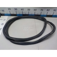 Уплотнитель двери VAG Touareg 2018 760867913E9B9