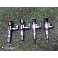 форсунка дизельная Volkswagen Passat (B6) (2005-2010) 03G130073T