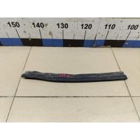 Уплотнитель капота VW Jetta 2011> 5C6823707