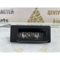 Подсветка номера Volkswagen Golf 7 5G1 до Рестайлинг 2012-2017 3AF943021A
