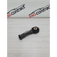 Фиксатор тросса КПП Volkswagen Jetta 6 2012 1J0711761B
