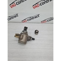 Топливный насос высокого давления Volkswagen Jetta 6 2012 03C127026M