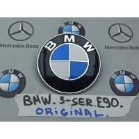 значок капота BMW 3 2009 8132375