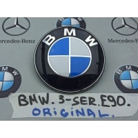 значок капота BMW 3 2009 8132375