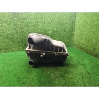 Корпус воздушного фильтра Volkswagen Passat B3 1991