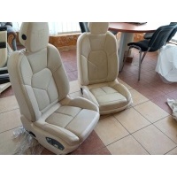 Комплект кресла i дверные панели , обивка кожаная 10 - 18 r . порше cayenne 2