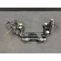 кронштейн компрессора пневмоподвески Audi S8 D4 2012 4H0698999