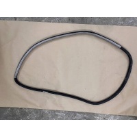 Уплотнитель кузова дверь левый передняя 1j4867365c volkswagen гольф iv