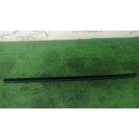 накладка стекла переднего Ford Kuga 2008-2012 2011 1699594