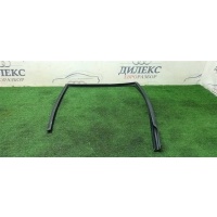 уплотнитель стекла двери Land Rover Range Rover III (LM) 2002-2012 2003 CGE000364