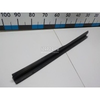 Уплотнитель (внутри) VAG Golf VIII 2020 5Q0121345T