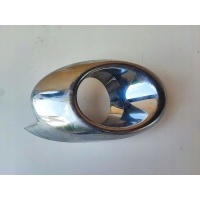 Решетка радиатора рамка противотуманок правый переднее citroen c - crosser 07 - 12 6400b696