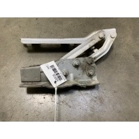 Петля капота OPEL ASTRA GTC 2016 13330940