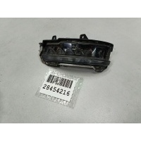 Указатель поворота в зеркало левый Land Rover Range Rover Evoque 2011-2018 LR048352
