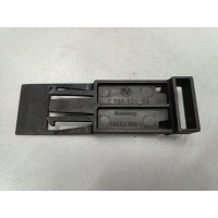 Кронштейн кожуха радиатора BMW 7 E65 E66 2001-2008 17117788324