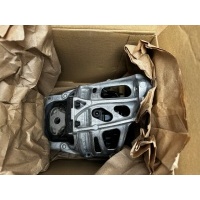 Подушка двигателя левая audi a6 a7 q7 q8 4m0199371gh 4m0199371b