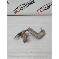 Крепление тормозного шланга Volkswagen Jetta 6 2012 1K0611841F