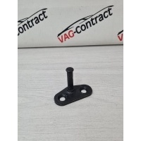 Ответная часть замка багажника Volkswagen Jetta 6 2012 5C6827507B