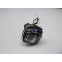 Повторитель на крыло белый VAG Octavia (A4 1U-) (2000 - 2011) 1U0949127B