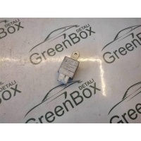 Реле поворотов Mazda MPV 2001 GJ6A66830