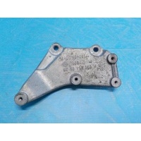 Кронштейн впускного коллектора MERCEDES-BENZ GLC (X253) 2015- A6510940039