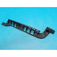 Кронштейн заднего бампера правый SKODA Octavia A7 2013-2020 5E5807864