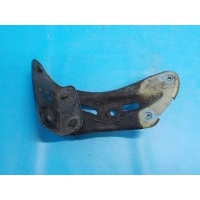 Кронштейн переднего крыла правый SKODA Octavia A5 (1Z) 2004-2013 1Z0810680A